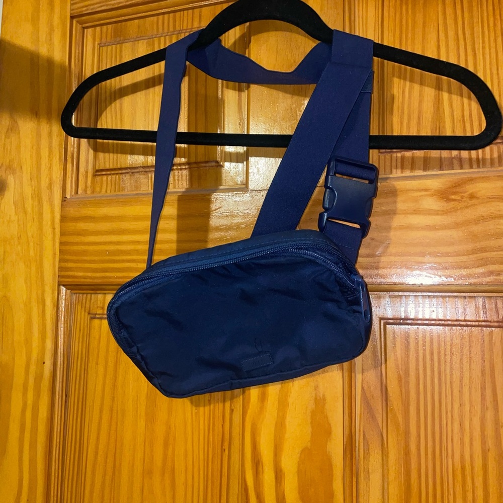 PINK by Victoria’s Secret Fanny Pack